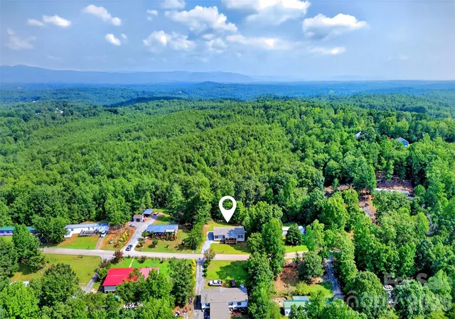 3rd image of 248 Chestnut Oak Forest Dr, Nebo, NC 28761 | MLS# 4410533