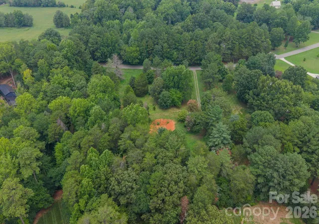 Photo 3 of Single family home for sale at 2232 Grey Rd, Davidson, NC 28036 | MLS# 4410535 | Listing updated on 2026-09-25