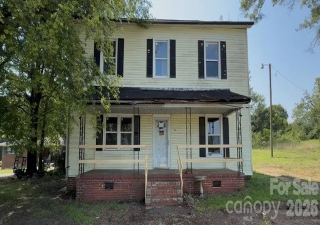 1st image of 614 Saluda Rd, Chester, SC 29706 | MLS# 4410542