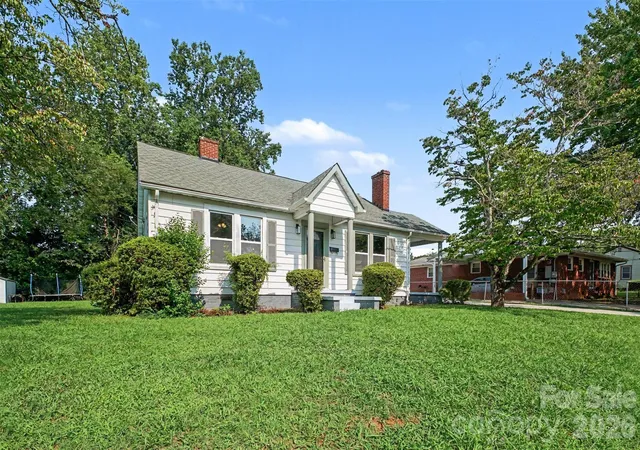 1st image of 810 S Bostian St, China Grove, NC 28023 | MLS# 4410555