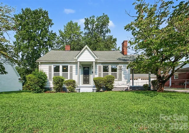 2nd image of 810 S Bostian St, China Grove, NC 28023 | MLS# 4410555