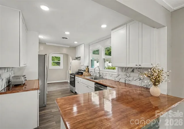 5th image of 810 S Bostian St, China Grove, NC 28023 | MLS# 4410555