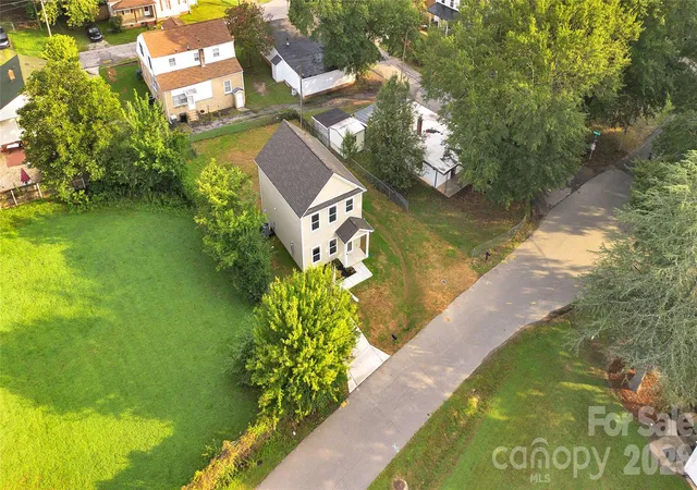 4th image of 1510 Beechwood Dr, Gastonia, NC 28052 | MLS# 4410574