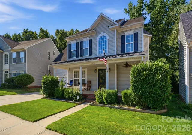 Photo 3 of Single family home for sale at 11841 Royal Castle Ct, Charlotte, NC 28277 | MLS# 4410580 | Listing updated on 2026-09-17