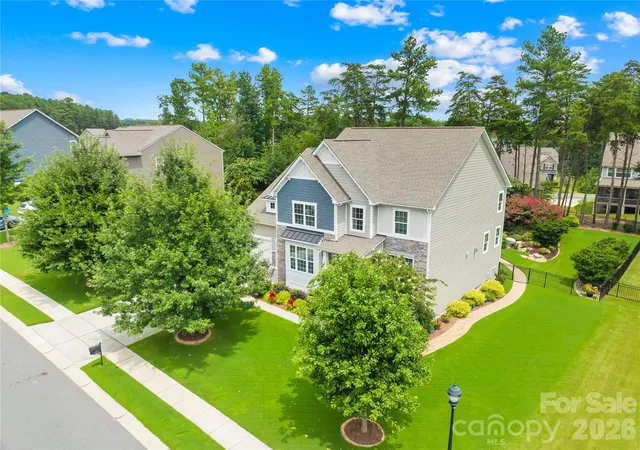 3rd image of 13522 Hyperion Hills Ln, Charlotte, NC 28278 | MLS# 4410592