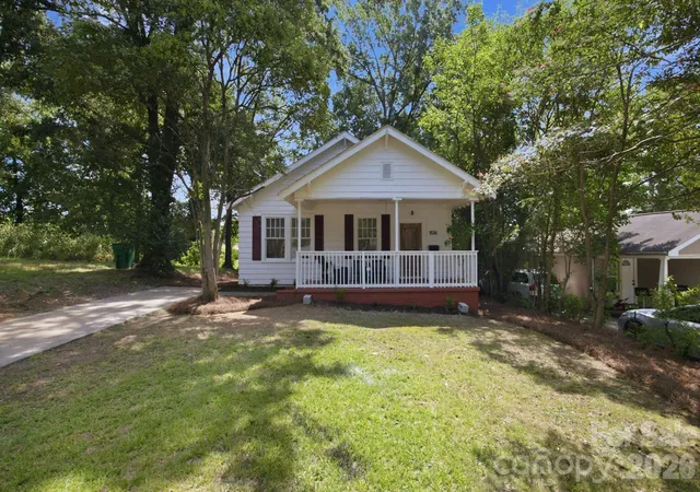 Photo 1 of Single family home for sale at 1534 Jennings St, Charlotte, NC 28216 | MLS# 4410599 | Listing updated on 2026-09-23
