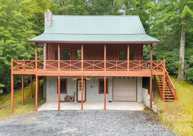 3rd image of 256 Fairway Loop, Burnsville, NC 28714 | MLS# 4410607