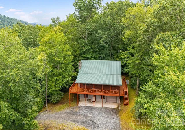 4th image of 256 Fairway Loop, Burnsville, NC 28714 | MLS# 4410607