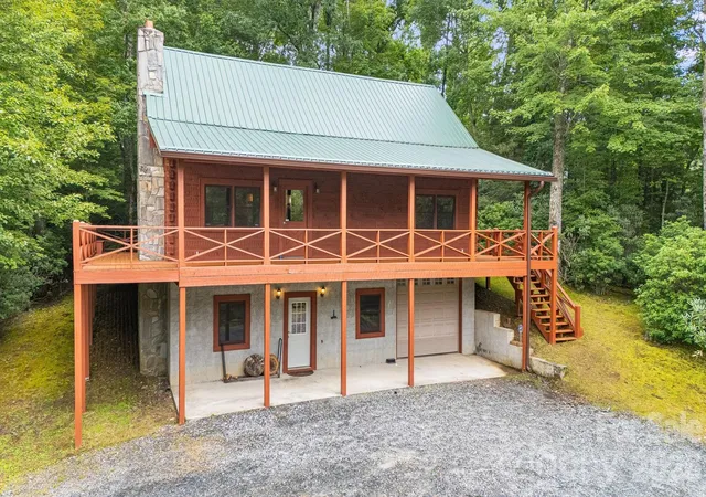 5th image of 256 Fairway Loop, Burnsville, NC 28714 | MLS# 4410607