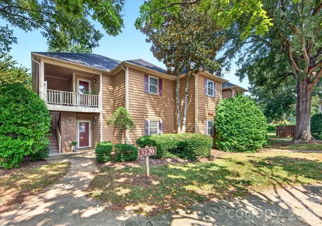 Condo for sale at 3220 Selwyn Farms Ln #5, Charlotte, NC 28209 | MLS# 4410612