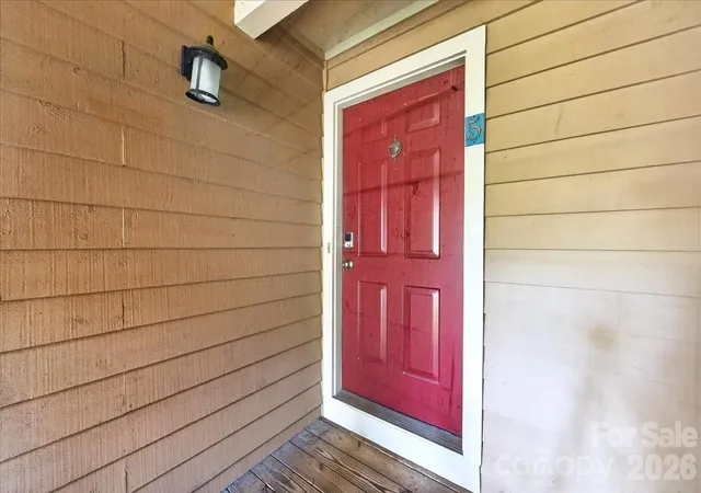 Listing Photo 1 - Condo for sale in building located at 3220 Selwyn Farms Ln, Charlotte, NC 28209 - Unit #5