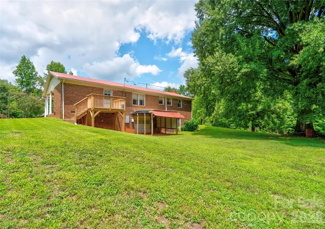 28th image of 100 Sherwood Dr, Shelby, NC 28150 | MLS# 4410619