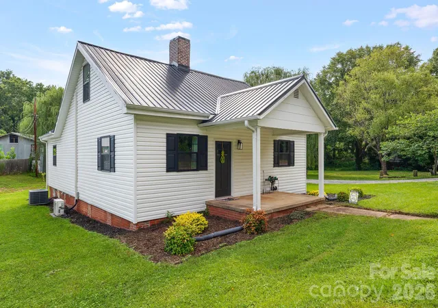 3rd image of 636 N Trade St, Tryon, NC 28782 | MLS# 4410620