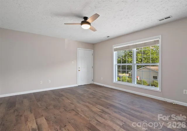 4th image of 237 Camelot Dr #B, Waynesville, NC 28786 | MLS# 4410638