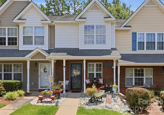 1st image of 7345 Sun Dance Dr, Fort Mill, SC 29707 | MLS# 4410642