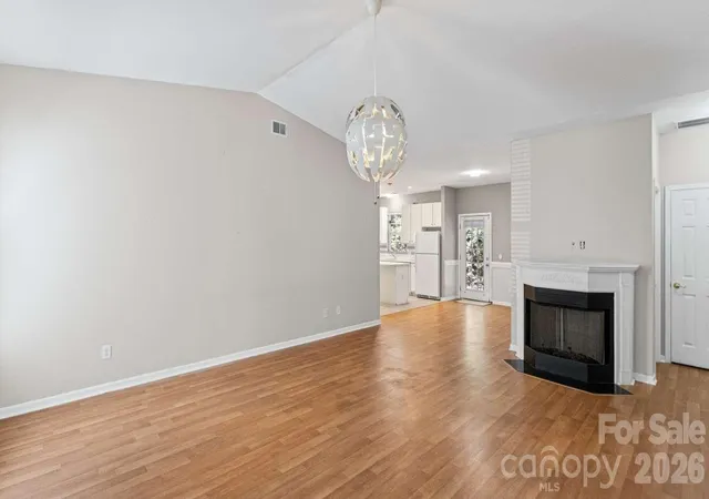 4th image of 10305 Flat Stone Rd, Charlotte, NC 28213 | MLS# 4410664