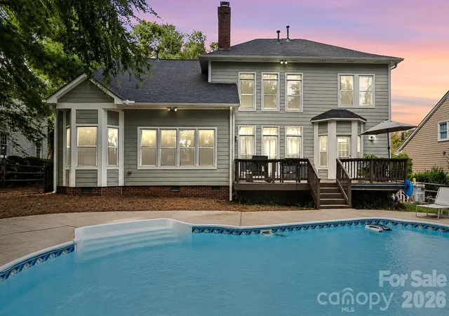 2nd image of 4519 Crownvista Dr, Charlotte, NC 28269 | MLS# 4410670