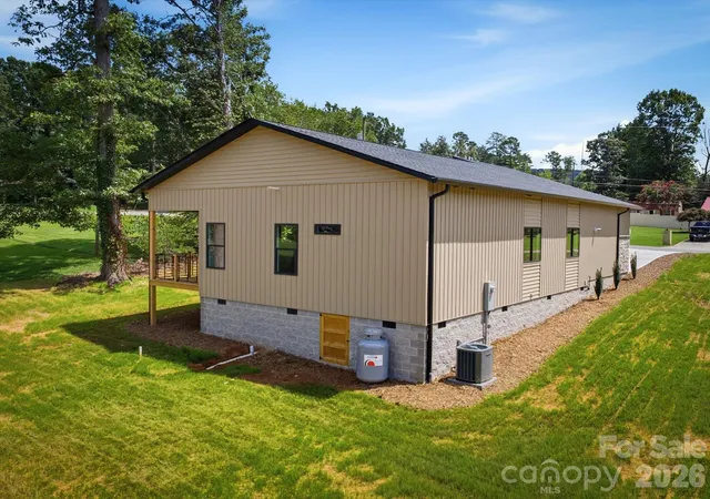 3rd image of 3143 2Nd St, Valdese, NC 28690 | MLS# 4410687