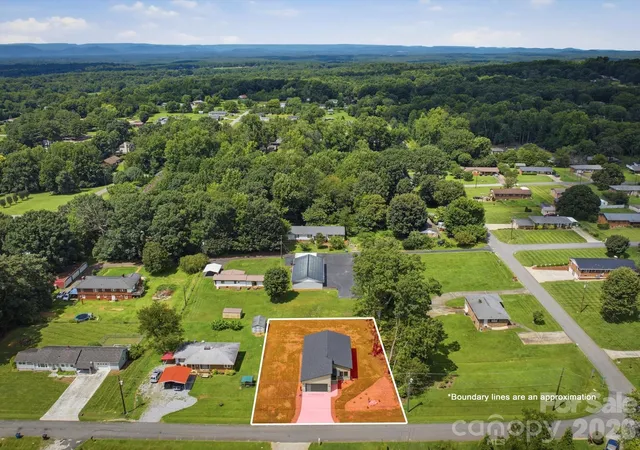 5th image of 3143 2Nd St, Valdese, NC 28690 | MLS# 4410687