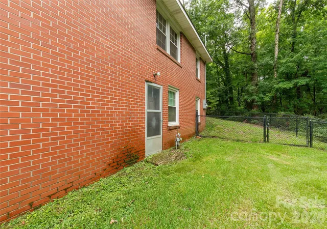 5th image of 938 Forest Dr, Lancaster, SC 29720 | MLS# 4410690