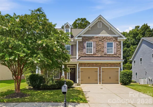 3rd image of 10817 Bere Island Dr, Charlotte, NC 28278 | MLS# 4410696