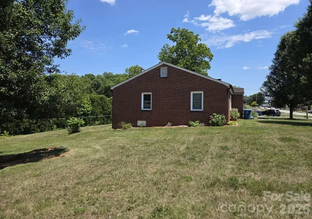 2nd image of 744 Pleasant Hill Rd, Lenoir, NC 28645 | MLS# 4410715