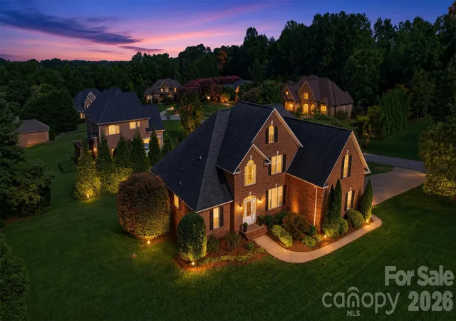 3rd image of 1064 Baker Barn Rd, Hickory, NC 28602 | MLS# 4410717