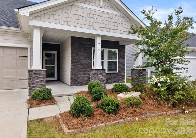 Photo 3 of Single family home for sale at 2161 Cherrybark Ct, Denver, NC 28037 | MLS# 4410718 | Listing updated on 2026-10-06