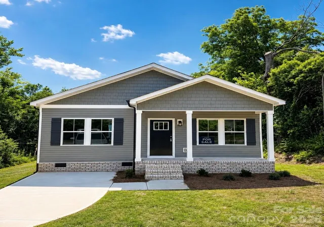 Photo 1 of Single family home for sale at 243 Black St W, Rock Hill, SC 29730 | MLS# 4410733 | Listing updated on 2026-10-16