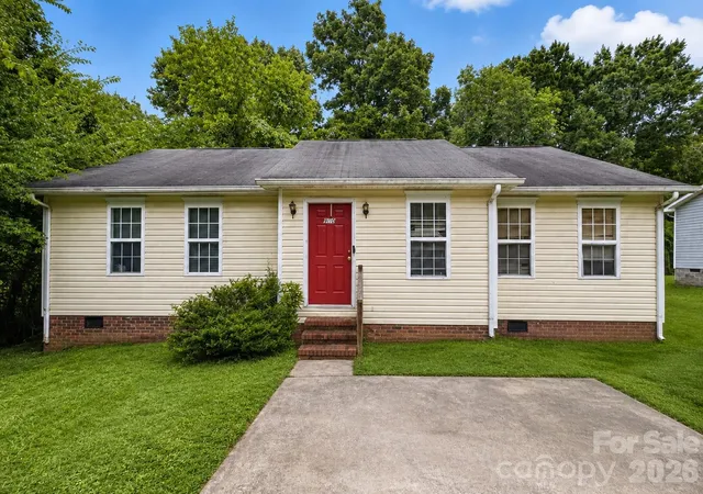 1st image of 910 2nd St, Spencer, NC 28159 | MLS# 4410739