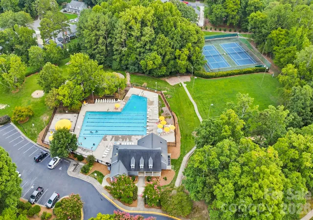 47th image of 4113 Hallam Ct, Charlotte, NC 28269 | MLS# 4410743