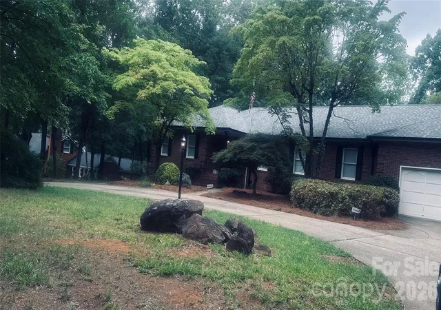 Photo 4 of Sale Pending at 111 Forest Hills Dr, Mount Holly, NC 28120 | MLS# 4410751 | Listing updated on 2026-09-21