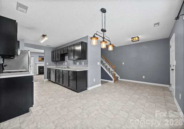 3rd image of 3240 Barons Court Rd, Charlotte, NC 28213 | MLS# 4410767