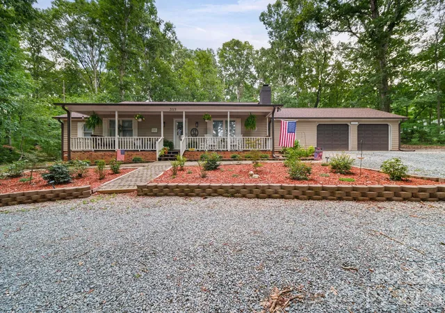 2nd image of 2115 Acorn Ln, Monroe, NC 28112 | MLS# 4410769