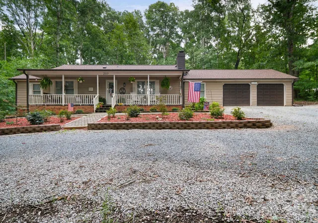 Photo 3 of Single family home for sale at 2115 Acorn Ln, Monroe, NC 28112 | MLS# 4410769 | Listing updated on 2026-10-19