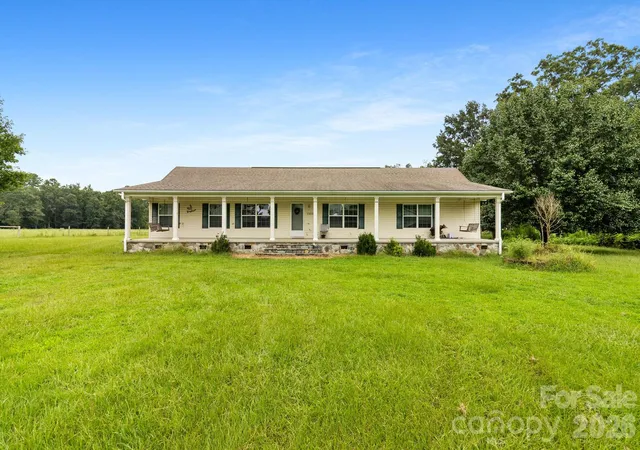 Photo 1 of House for sale at 1333 Bunnlevel Erwin Rd, Bunnlevel, NC 28323 | MLS# 4410775 | Listing updated on 2026-08-03