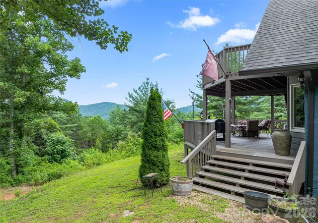 Photo 1 of Single family home for sale at 152 Worley Cvs Rd, Leicester, NC 28748 | MLS# 4410776 | Listing updated on 2026-09-03