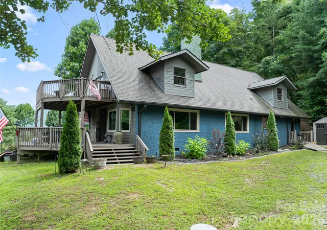 Photo 2 of Single family home for sale at 152 Worley Cvs Rd, Leicester, NC 28748 | MLS# 4410776 | Listing updated on 2026-09-03