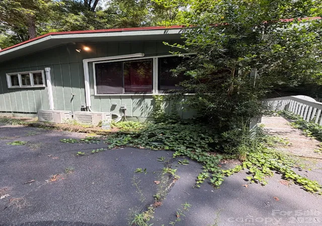 3rd image of 232 Island Creek Rd, Lake Lure, NC 28746 | MLS# 4410798