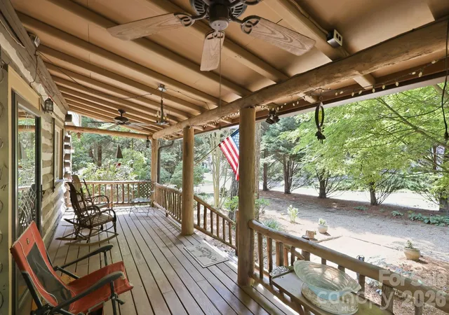 Photo 3 of Single family home for sale at 1925 Laurel Park Hwy, Hendersonville, NC 28739 | MLS# 4410805 | Listing updated on 2026-08-22