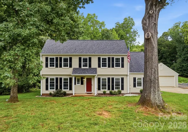 Photo 1 of Single family home for sale at 10211 Meadow Holw Dr, Mint Hill, NC 28227 | MLS# 4410813 | Listing updated on 2026-10-05