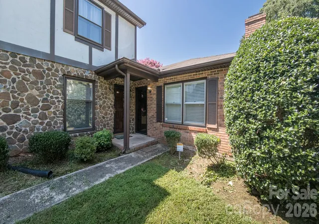 Listing Photo 3 - Condo for sale in building located at 150 Grady Dr, Rock Hill, SC 29732