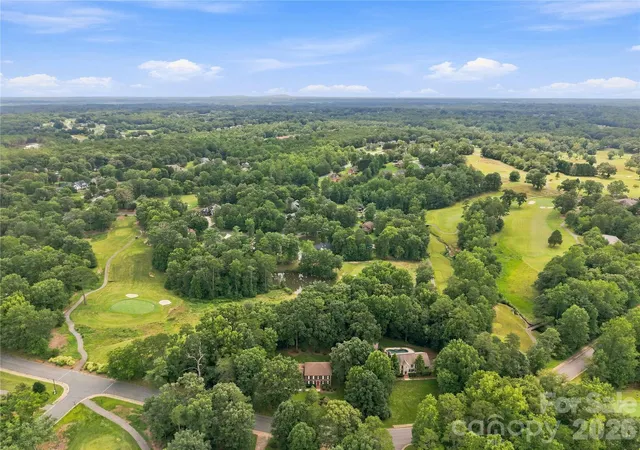 3rd image of 3906 Wandering Ln Ne, Hickory, NC 28601 | MLS# 4410839