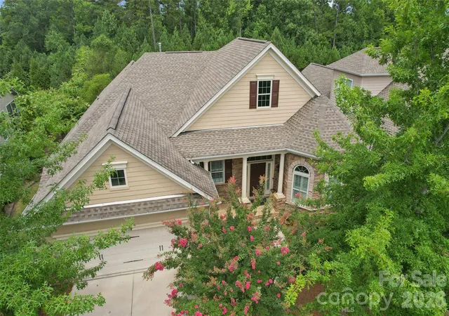 2nd image of 16826 Coves Edge Ln, Charlotte, NC 28278 | MLS# 4410840