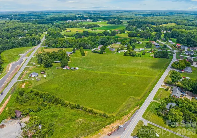 Photo 3 of Sale Pending at 5398 Reidsville Rd, Walkertown, NC 27051 | MLS# 4410845 | Listing updated on 2026-08-12