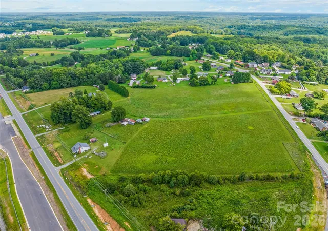 Photo 3 of Sale Pending at 5398 Reidsville Rd, Walkertown, NC 27051 | MLS# 4410845 | Listing updated on 2026-08-12