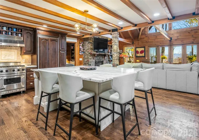 5th image of 580 Flying Hawk Trl, Waynesville, NC 28786 | MLS# 4410856