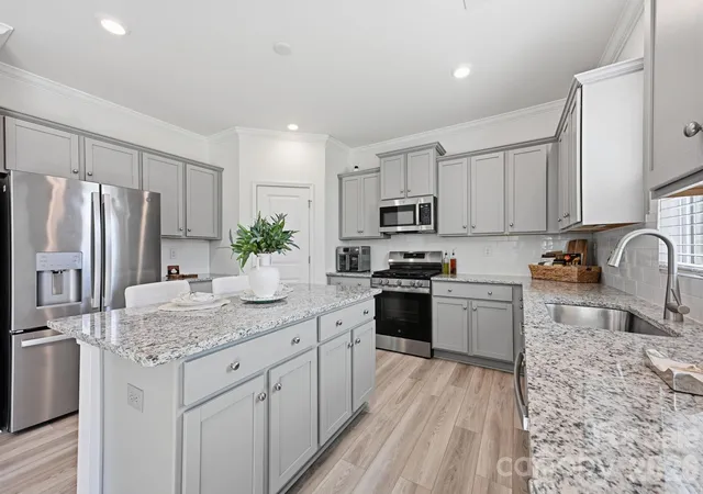 Photo 2 of Single family home for sale at 2062 Van Buren Rd, Sherrills Ford, NC 28673 | MLS# 4410863 | Listing updated on 2026-08-15