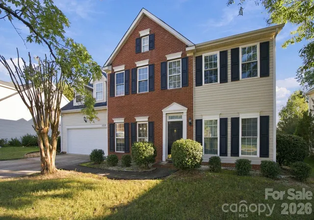Photo 1 of Single family home for sale at 17237 Baldwin Hall Dr, Charlotte, NC 28277 | MLS# 4410882 | Listing updated on 2026-10-25