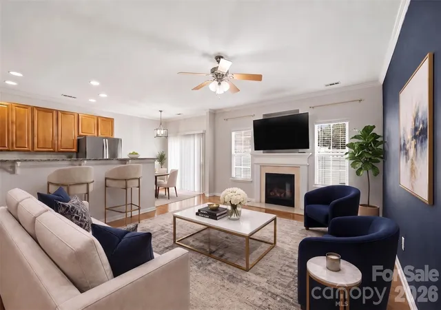 Photo 2 of Townhouse for sale at 13838 Singleleaf Ln, Charlotte, NC 28278 | MLS# 4410883 | Listing updated on 2026-09-25